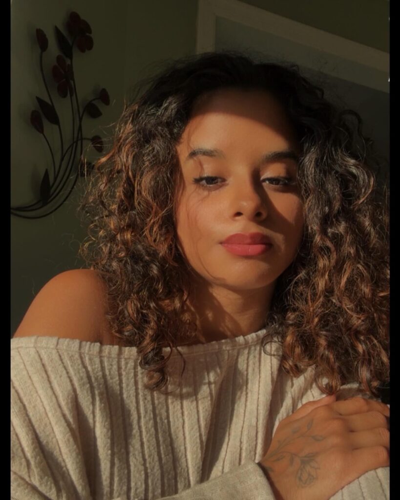 Who Is Isabella Jules? Biography, Age, Career & Net Worth 2026