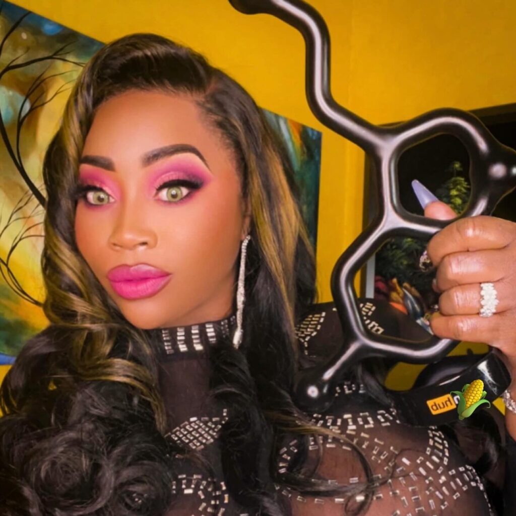 Victoria Cakes Age, Bio & Net Worth 2026