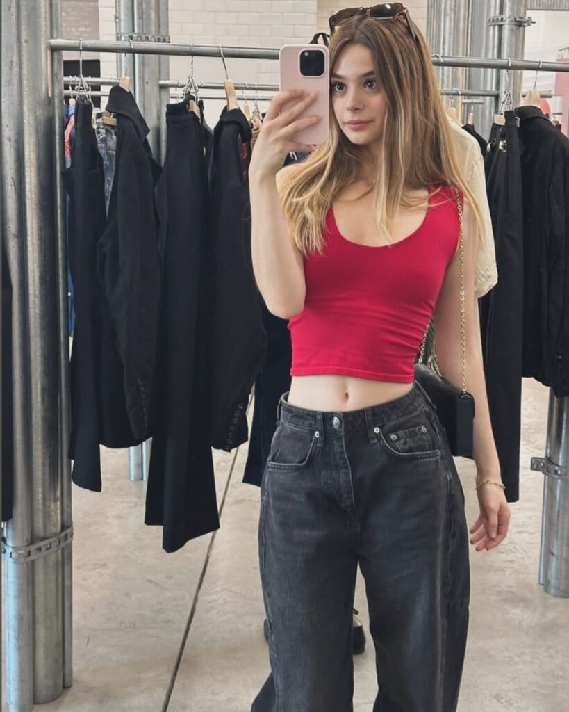 Molly Little Wiki: Age, Height, Career, Family & Net Worth