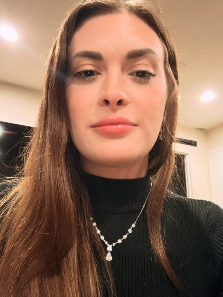 Lindsay Lee: Biography, Age, Career, Net Worth (2026)