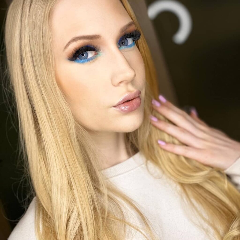 Emma Starletto Age, Biography, Career & Net Worth