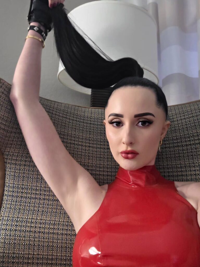 Who Is Violet Voss? Biography, Age, Career, Height & Net Worth