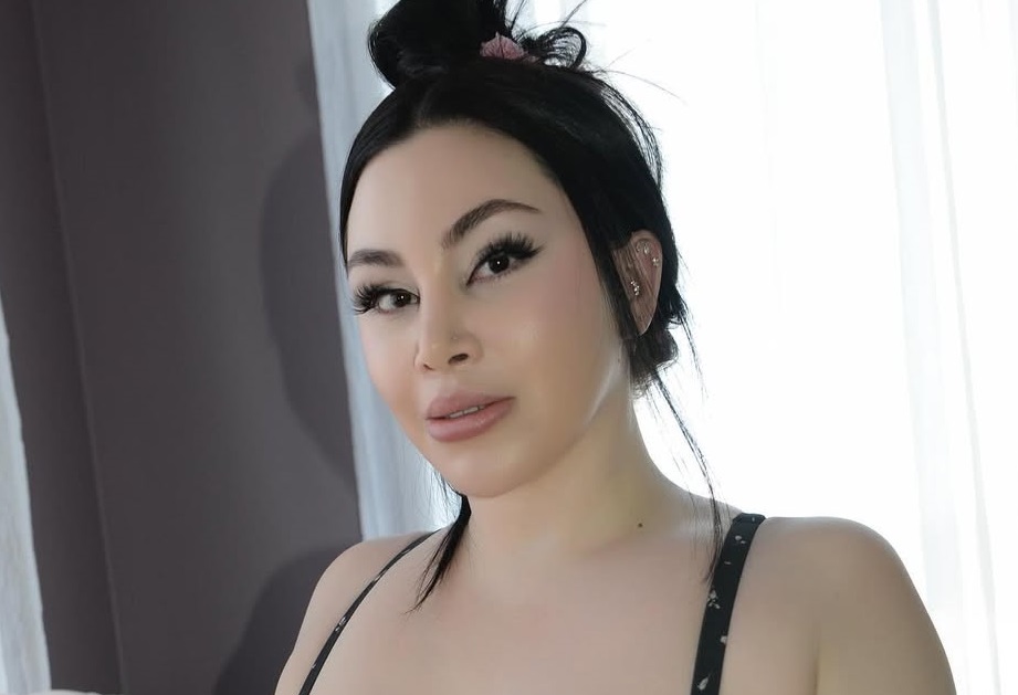 Korina Kova Bio: Age, Career, Lifestyle & Net Worth Explained