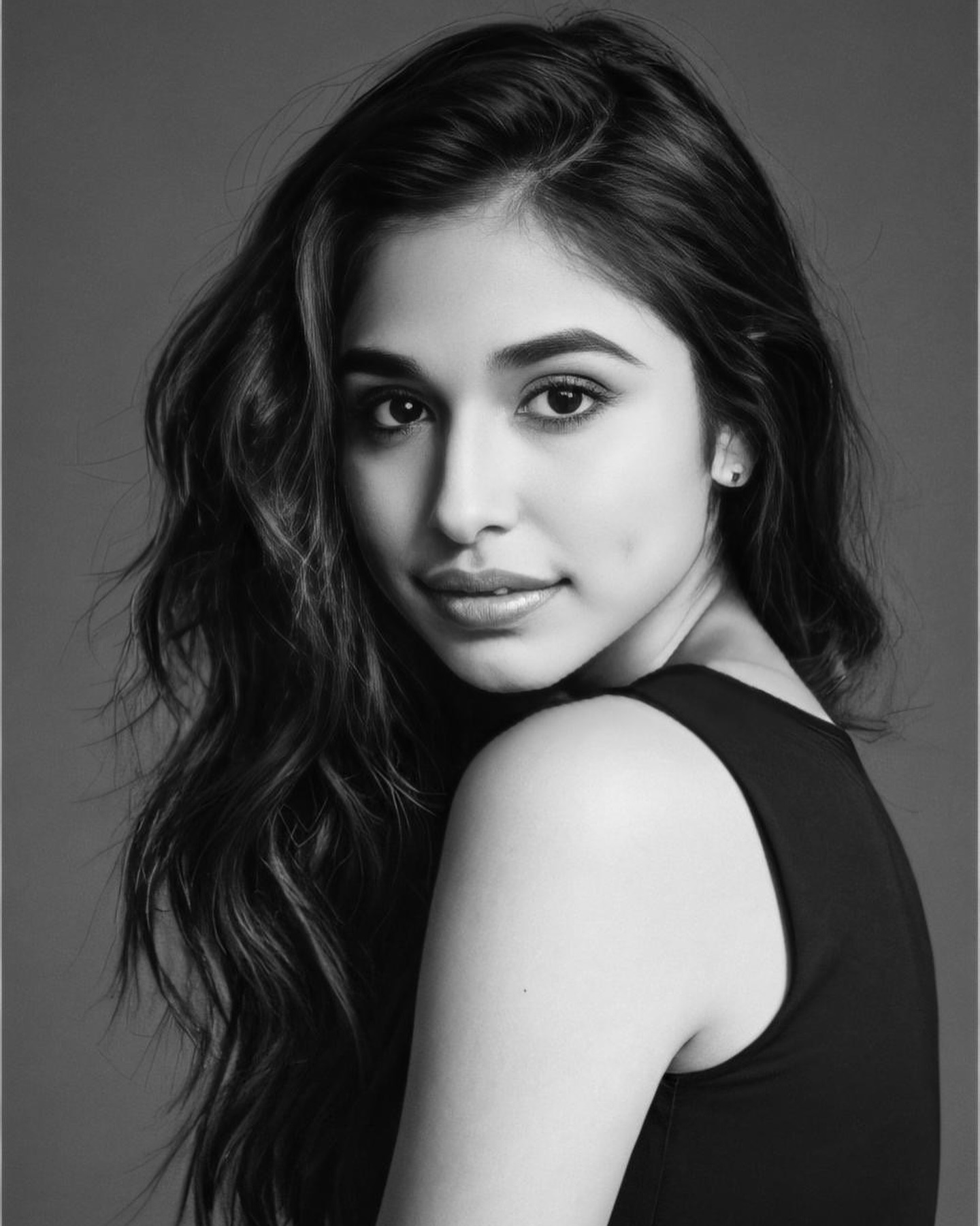 Reina Rae: Biography, Age & Net Worth 2026