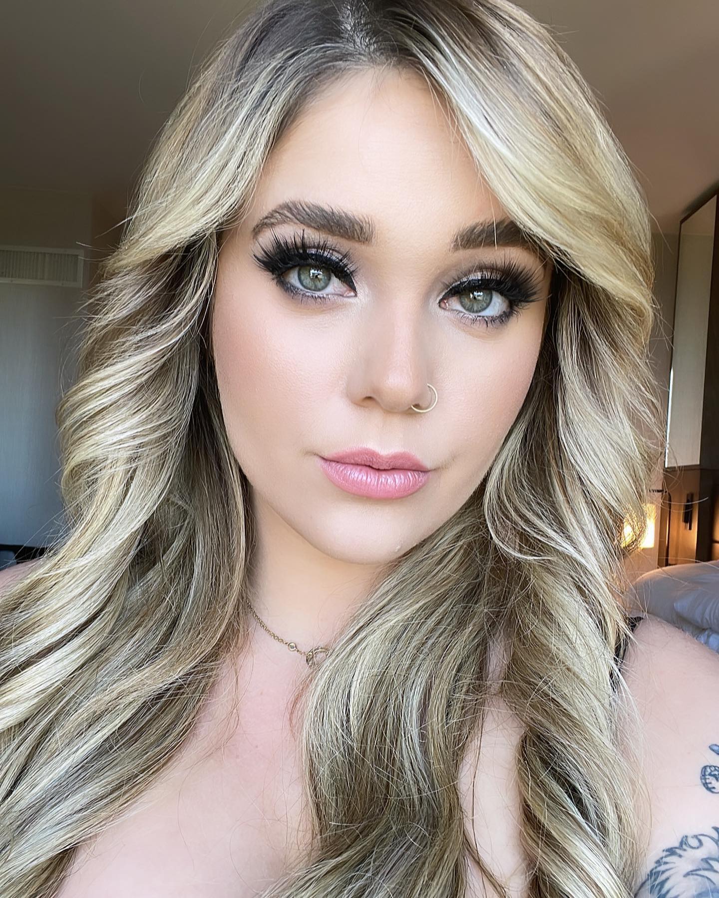 Kali Roses Biography: Age, Career & Net Worth [2026]